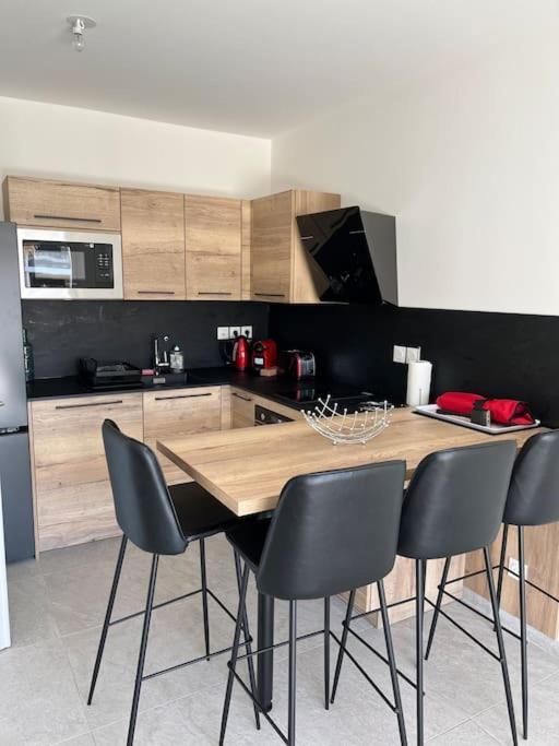 Superbe Appartement Neuf Aucalme Saint-Mandrier-sur-Mer Eksteriør billede